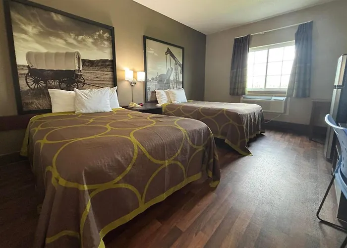 Super 8 By Wyndham Hotel