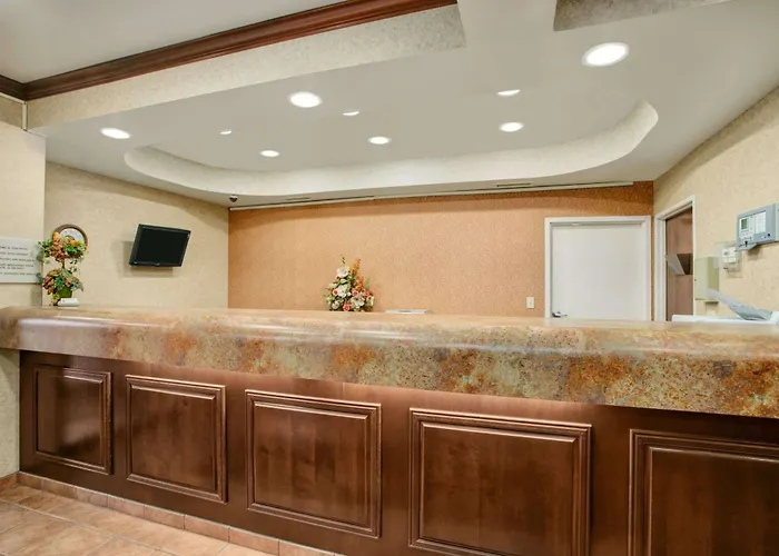 Super 8 By Wyndham Hotel Grayville