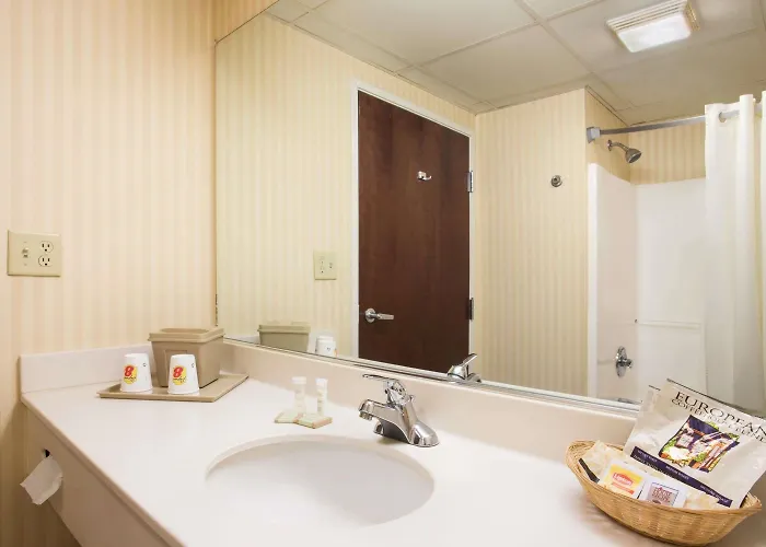 Super 8 By Wyndham 2* Grayville