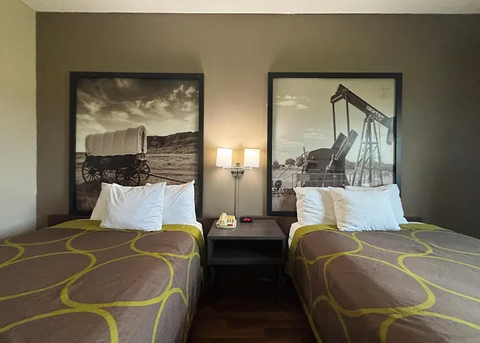 Super 8 By Wyndham Hotel 2*