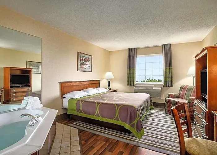 Hotel Super 8 By Wyndham Grayville